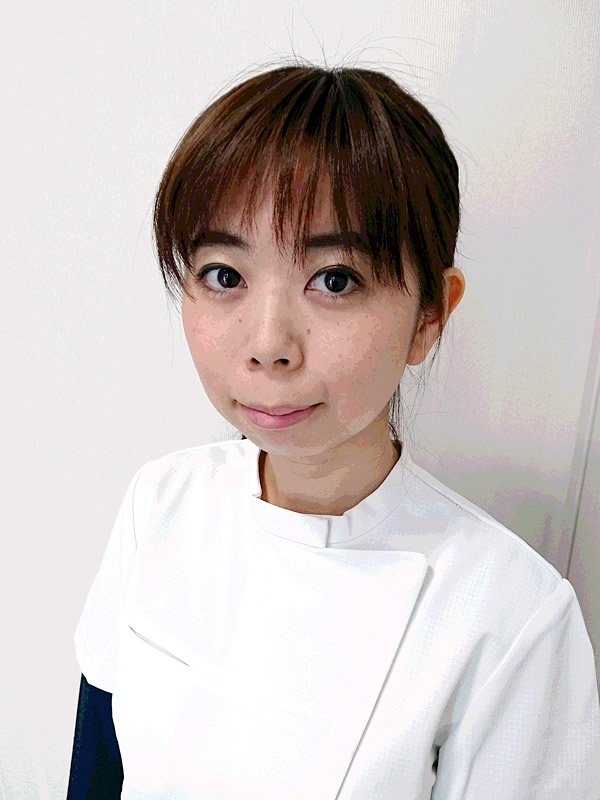 副院長・獣医師：山本 瞳