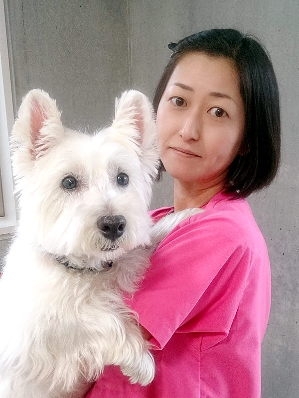 愛玩動物看護師・トリマー：秋葉